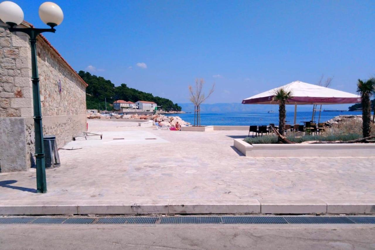 Apartments With A Parking Space Jelsa, Hvar - 8713 Jelsa  Luaran gambar
