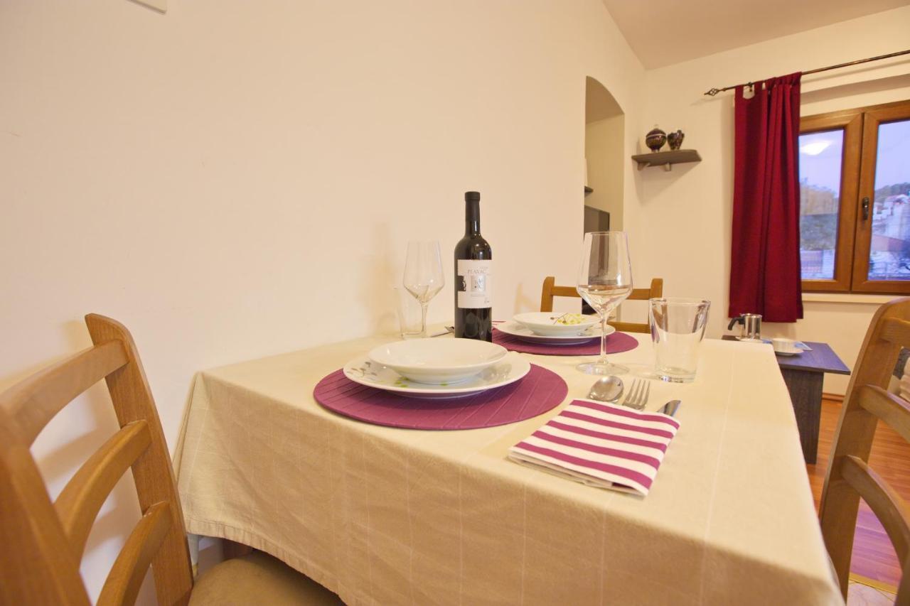 Apartments With A Parking Space Jelsa, Hvar - 8713 Jelsa  Luaran gambar